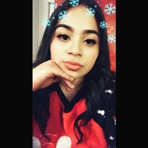 Meet your Posher, Perla